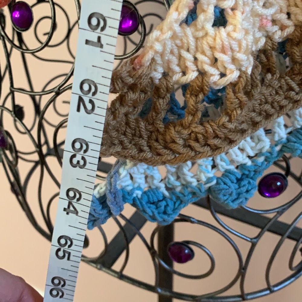 Handmade shawl - Picture 6 of 8